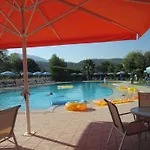 Ninos On The Apartahotel Rodas