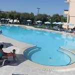Apartahotel Ninos On The 4*