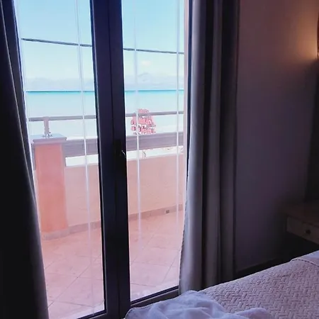Hotel de apartamente Ninos On The Roda (Corfu)