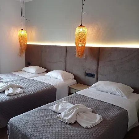 Hotel de apartamente Ninos On The Roda (Corfu)