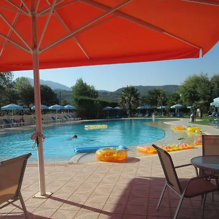 Ninos On The Hotel de apartamente Roda (Corfu)