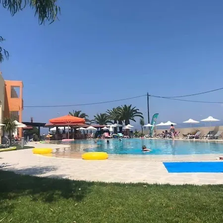Ninos On The Hotel apartamentowy
