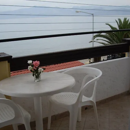 Apart-hotel Ninos On The