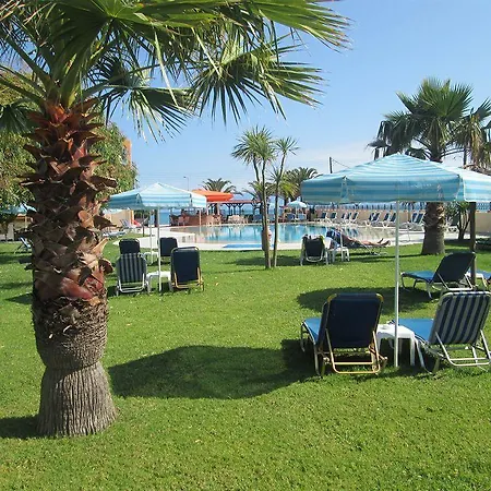 Ninos On The Apart-hotel