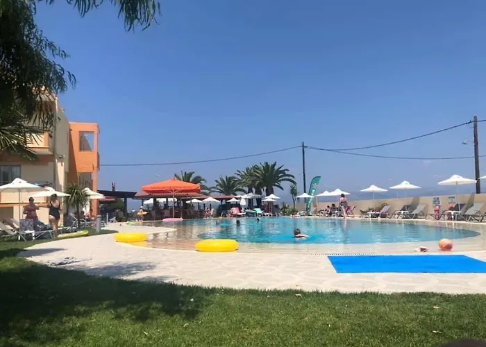 Ninos On The Aparthotel