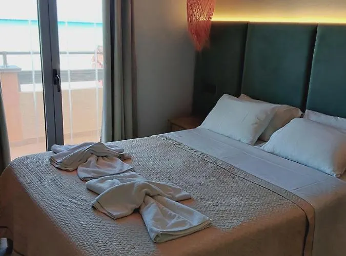 Apart-hotel Ninos On The