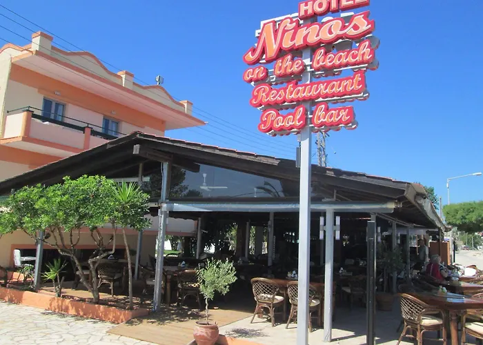 Ninos On The Апарт-отель 4*