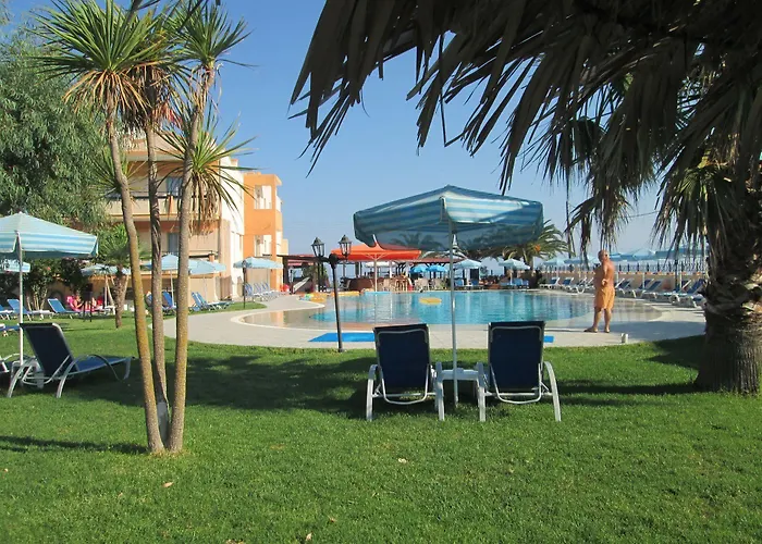 Ninos On The Aparthotel Roda (Corfu)