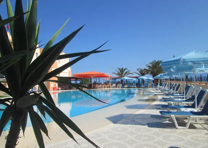 Апарт-отель Ninos On The Рода