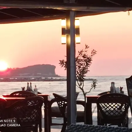 Ninos On The 4* Roda (Corfu)