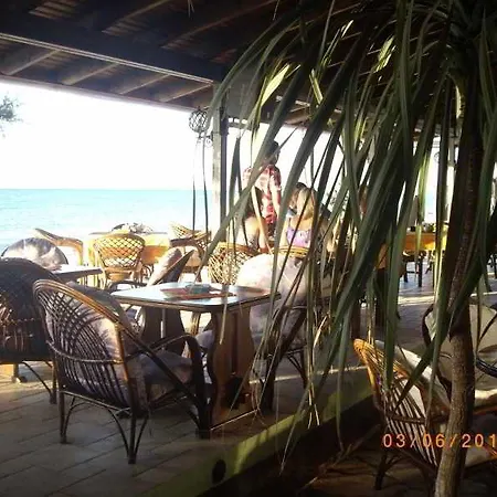 Ninos On The 4* Roda (Corfu)