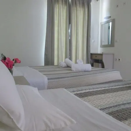 Ninos On The 아파트호텔 4*